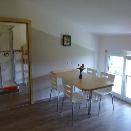 Апартаменты Ferienwohnung Cafe Racer *